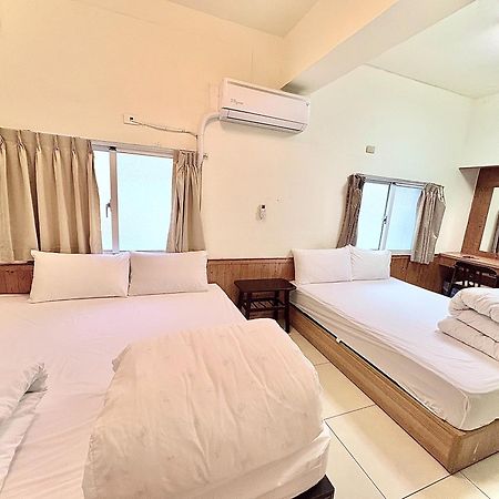 Отель Wayu House Dawu Экстерьер фото