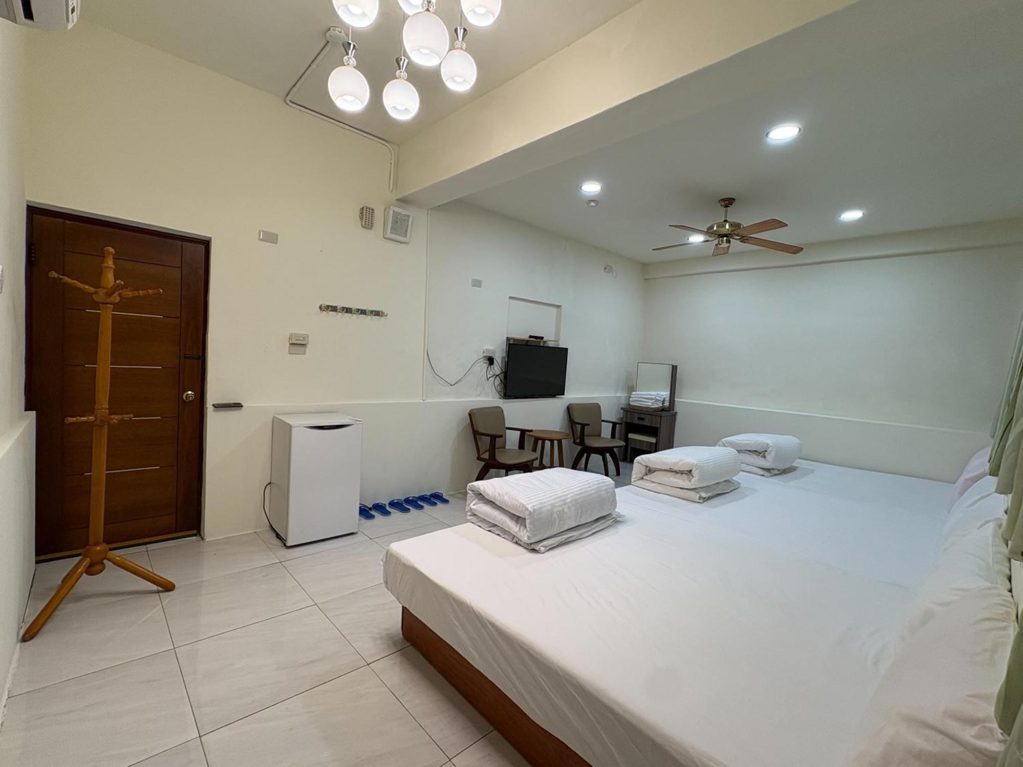 Отель Wayu House Dawu Экстерьер фото